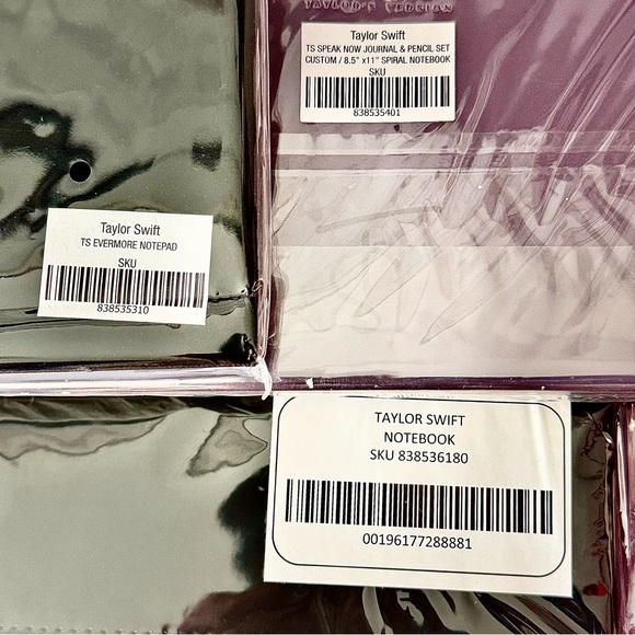 *NWT* Bundle of 12 OFFICIAL Taylor Swift New & Unused Journals - Picture 10 of 10